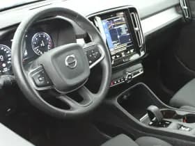Volvo XC40 1.5 129pk Automaat T2 Core Camera Keyless Stoelverwarming Navigatie thumbnail 3