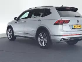 Volkswagen Tiguan Allspace 1.5 TSI 150pk DSG R-Line Business+ 7Pers. Camera Keyless Led Stoelverwarming Virtual Cockpit Panoramadak Navigatie thumbnail 9