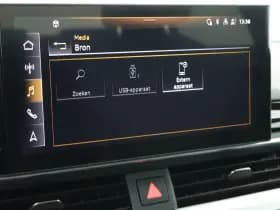 Audi A4 Limousine 35 TFSI 150pk 2x S-Line Black Edition Virtual Cockpit Schuifdak Navigatie Cruise Control Led thumbnail 23