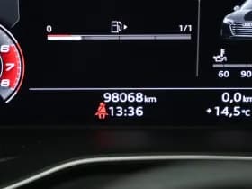 Audi A4 Limousine 35 TFSI 150pk 2x S-Line Black Edition Virtual Cockpit Schuifdak Navigatie Cruise Control Led thumbnail 44