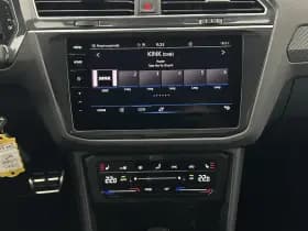 Volkswagen Tiguan 1.4 TSI 245pk eHybrid R-Line Business+ Black Style Trekhaak Camera Led Virtual Cockpit Navigatie thumbnail 14