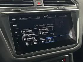 Volkswagen Tiguan 1.4 TSI 245pk eHybrid R-Line Business+ Black Style Trekhaak Camera Led Virtual Cockpit Navigatie thumbnail 35