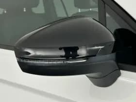 Volkswagen Tiguan 1.4 TSI 245pk eHybrid R-Line Business+ Black Style Trekhaak Camera Led Virtual Cockpit Navigatie thumbnail 43