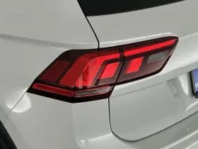 Volkswagen Tiguan 1.4 TSI 245pk eHybrid R-Line Business+ Black Style Trekhaak Camera Led Virtual Cockpit Navigatie thumbnail 47