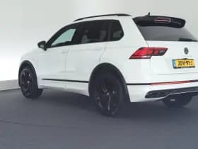 Volkswagen Tiguan 1.4 TSI 245pk eHybrid R-Line Business+ Black Style Trekhaak Camera Led Virtual Cockpit Navigatie thumbnail 8