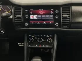 Škoda Kodiaq 1.5 TSI 150pk DSG Sportline Business Trekhaak Camera Keyless Canton Stoelverwarming Memory Virtual Cockpit Navigatie thumbnail 16