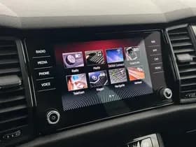 Škoda Kodiaq 1.5 TSI 150pk DSG Sportline Business Trekhaak Camera Keyless Canton Stoelverwarming Memory Virtual Cockpit Navigatie thumbnail 28