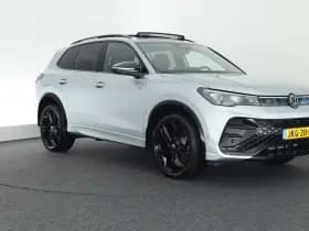 Volkswagen Tiguan 1.5 204pk eHybrid R-Line Edition Black Style Trekhaak 360Camera Memory Leder Head-Up harman/kardon Keyless Virtual Cockpit Navigatie thumbnail 14