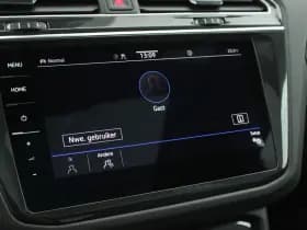 Volkswagen Tiguan 1.4 TSI 245pk eHybrid R-Line Business+ Black Style Panoramadak Trekhaak Stoelverwarming thumbnail 27