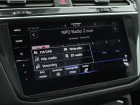 Volkswagen Tiguan 1.4 TSI 245pk eHybrid R-Line Business+ Black Style Panoramadak Trekhaak Stoelverwarming thumbnail 35