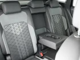 Volkswagen Tiguan 1.4 TSI 245pk eHybrid R-Line Business+ Black Style Panoramadak Trekhaak Stoelverwarming thumbnail 36