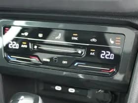 Volkswagen Tiguan 1.4 TSI 245pk eHybrid R-Line Business+ Black Style Panoramadak Trekhaak Stoelverwarming thumbnail 38