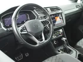 Volkswagen Tiguan 1.4 TSI 245pk eHybrid 2x R-Line Trekhaak Stoelverwarming Virtual Cockpit Navigatie thumbnail 3