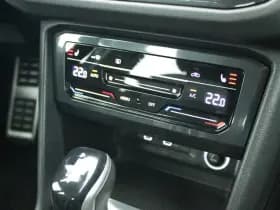 Volkswagen Tiguan 1.4 TSI 245pk eHybrid 2x R-Line Trekhaak Stoelverwarming Virtual Cockpit Navigatie thumbnail 35