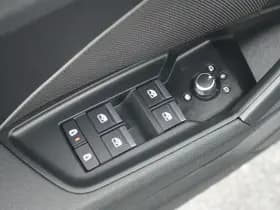 Audi A3 Sportback 35 TFSI 150pk S-Tronic Business edition Leder Virtual Cockpit Stoelverwarming Navigatie thumbnail 13