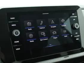 Volkswagen T-Cross 1.0 TSI 116pk DSG Life Edition IQ Light Stoelverwarming Camera Keyless Virtual Cockpit App-Connect thumbnail 24