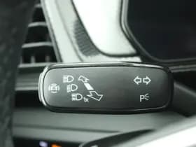 Volkswagen T-Cross 1.0 TSI 116pk DSG Life Edition IQ Light Stoelverwarming Camera Keyless Virtual Cockpit App-Connect thumbnail 16