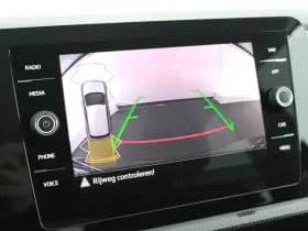 Volkswagen T-Cross 1.0 TSI 116pk DSG Life Edition IQ Light Stoelverwarming Camera Keyless Virtual Cockpit App-Connect thumbnail 4