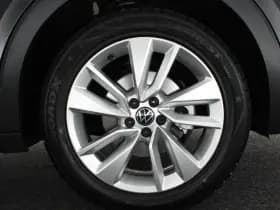 Volkswagen T-Cross 1.0 TSI 116pk DSG Life Edition IQ Light Stoelverwarming Camera Keyless Virtual Cockpit App-Connect thumbnail 44