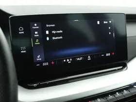 Škoda Octavia Combi 1.0 TSI 110pk Sport Business Trekhaak Camera ACC Navigatie thumbnail 35