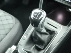 Volkswagen Taigo 1.0 TSI 110pk 2x R-Line Trekhaak Virtual Cockpit Carplay thumbnail 31