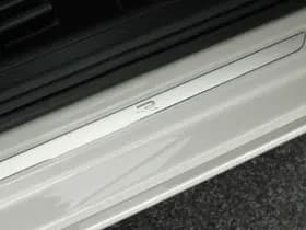 Volkswagen Taigo 1.0 TSI 110pk 2x R-Line Trekhaak Virtual Cockpit Carplay thumbnail 32