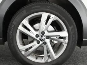 Volkswagen Taigo 1.0 TSI 110pk 2x R-Line Trekhaak Virtual Cockpit Carplay thumbnail 43