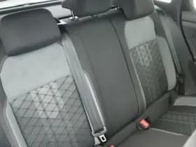 Volkswagen Taigo 1.0 TSI 116pk DSG 2x R-Line Camera Stoelverwarming Keyless Virtual Cockpit Carplay thumbnail 37