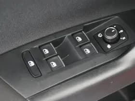 Volkswagen Taigo 1.0 TSI 116pk DSG 2x R-Line Camera Stoelverwarming Keyless Virtual Cockpit Carplay thumbnail 16