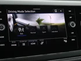 Volkswagen Taigo 1.0 TSI 116pk DSG 2x R-Line Camera Stoelverwarming Keyless Virtual Cockpit Carplay thumbnail 36