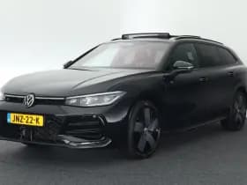 Volkswagen Passat Variant 1.5 272pk eHybrid R-Line Edition Black Style Trekhaak 360Camera harman/kardon Massage Navigatie Panoramadak