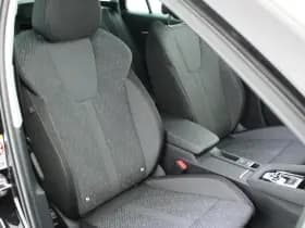 Škoda Octavia Combi 1.4 TSI 204pk iV PHEV Business Edition Plus Trekhaak Keyless Stoelverwarming Virtual Cockpit Navigatie thumbnail 2