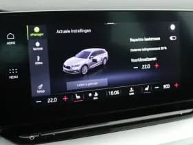 Škoda Octavia Combi 1.4 TSI 204pk iV PHEV Business Edition Plus Trekhaak Keyless Stoelverwarming Virtual Cockpit Navigatie thumbnail 35