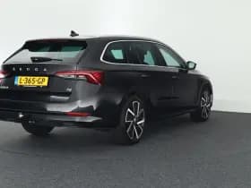 Škoda Octavia Combi 1.4 TSI 204pk iV PHEV Business Edition Plus Trekhaak Keyless Stoelverwarming Virtual Cockpit Navigatie thumbnail 10