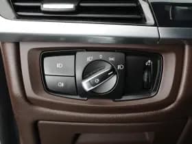BMW X5 xDrive30d 259pk High Executive M-Sport Panoramadak Trekhaak Leder Memory Camera Keyless Navigatie thumbnail 17