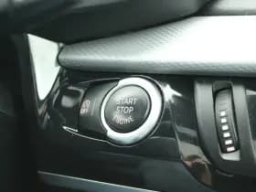 BMW X5 xDrive30d 259pk High Executive M-Sport Panoramadak Trekhaak Leder Memory Camera Keyless Navigatie thumbnail 23