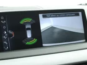 BMW X5 xDrive30d 259pk High Executive M-Sport Panoramadak Trekhaak Leder Memory Camera Keyless Navigatie thumbnail 5