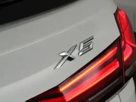 BMW X5 xDrive30d 259pk High Executive M-Sport Panoramadak Trekhaak Leder Memory Camera Keyless Navigatie thumbnail 47