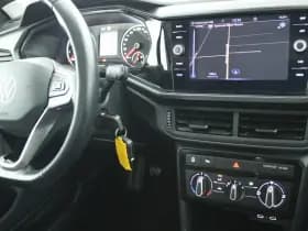 Volkswagen T-Cross 1.0 TSI 95pk Life Navigatie Adaptive Cruise Airco thumbnail 3