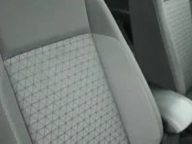 Volkswagen T-Cross 1.0 TSI 95pk Life Navigatie Adaptive Cruise Airco thumbnail 31