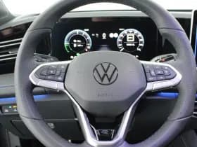 Volkswagen Tiguan 1.5 272pk eHybrid R-Line Edition Trekhaak Camera Keyless Massage Virtual Cockpit Panoramadak Carplay thumbnail 19