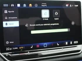 Volkswagen Tiguan 1.5 272pk eHybrid R-Line Edition Trekhaak Camera Keyless Massage Virtual Cockpit Panoramadak Carplay thumbnail 32