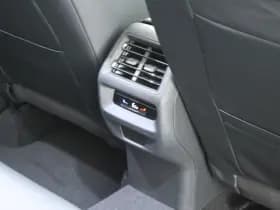 Volkswagen Tiguan 1.5 272pk eHybrid R-Line Edition Trekhaak Camera Keyless Massage Virtual Cockpit Panoramadak Carplay thumbnail 55