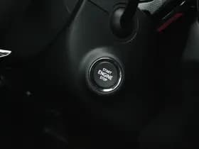 Škoda Karoq 1.5 TSI 150pk DSG Sportline Business Panoramadak Trekhaak Stoelverwarming thumbnail 6