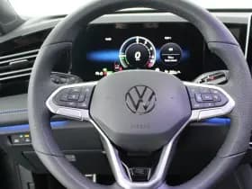 Volkswagen Tiguan 1.5 272pk eHybrid R-Line Edition Trekhaak Camera Keyless Massage Virtual Cockpit Panoramadak Carplay thumbnail 18