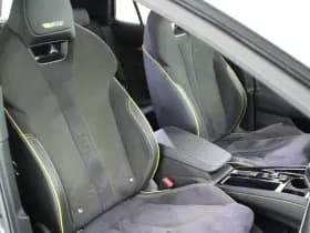 Škoda ENYAQ Coupé iV 80 RS 299pk SOH 90% Panoramadak Warmtepomp Memory Stoelverwarming Keyless Navigatie thumbnail 2