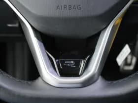 Volkswagen Polo 1.0 TSI 95pk DSG R-Line Camera Stoelverwarming Virtual Cockpit Navigatie thumbnail 18