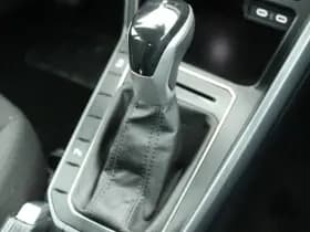 Volkswagen Polo 1.0 TSI 95pk DSG R-Line Camera Stoelverwarming Virtual Cockpit Navigatie thumbnail 33