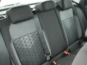 Volkswagen Polo 1.0 TSI 95pk DSG R-Line Camera Stoelverwarming Virtual Cockpit Navigatie thumbnail 35