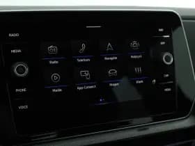 Volkswagen T-Cross 1.0 TSI 116pk DSG R-Line Camera Stoelverwarming Virtual Cockpit Navigatie thumbnail 22